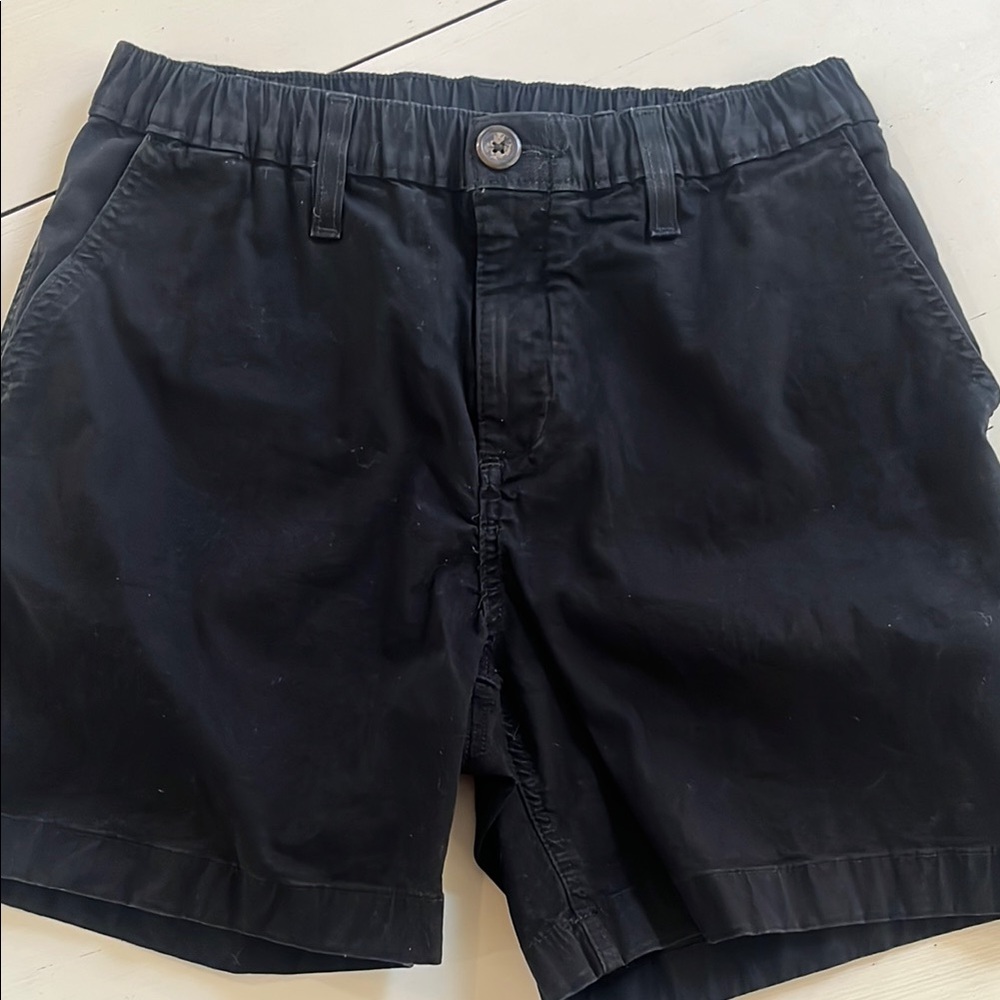 Chubbies Black Flat Front Shorts Relaxed Fit 5.5 Inseam , Regular Fit